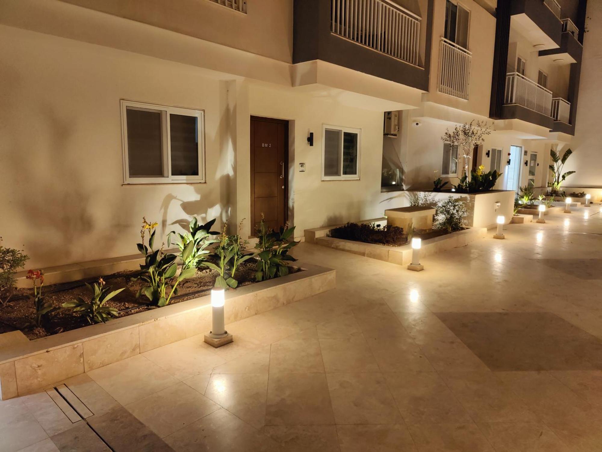 The Palm Court Appartement St. Paul's Bay Buitenkant foto