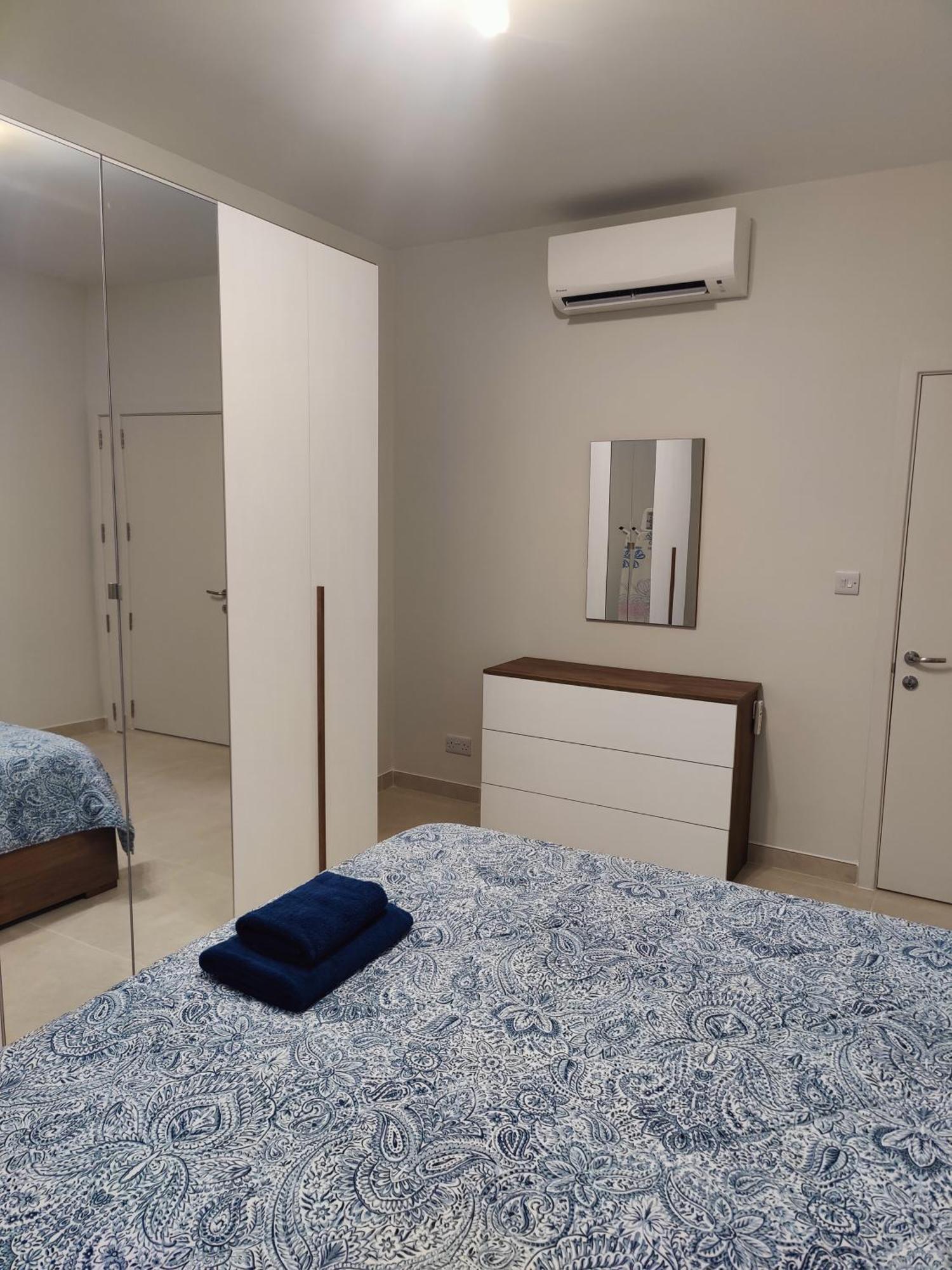 The Palm Court Appartement St. Paul's Bay Buitenkant foto