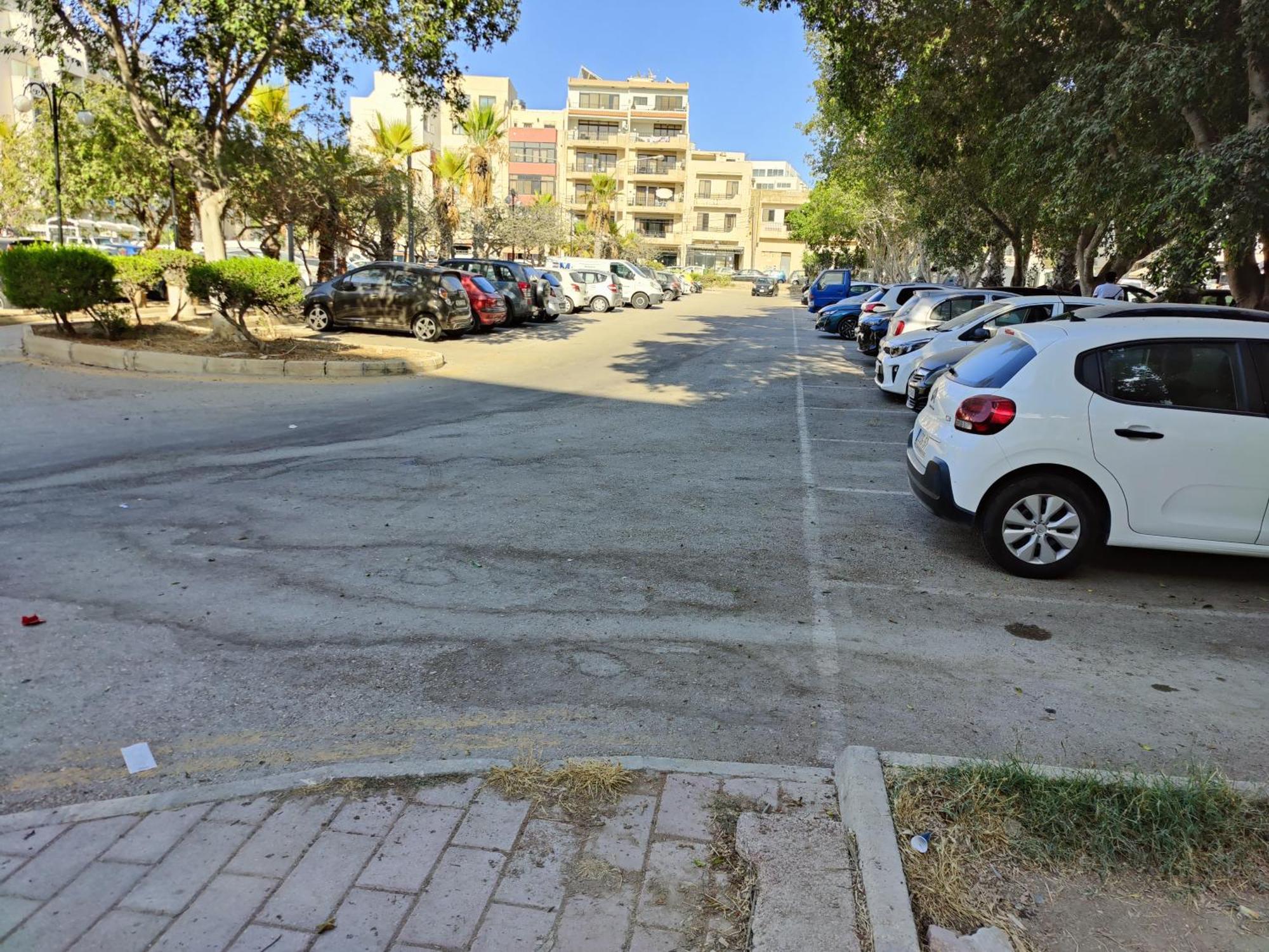 The Palm Court Appartement St. Paul's Bay Buitenkant foto